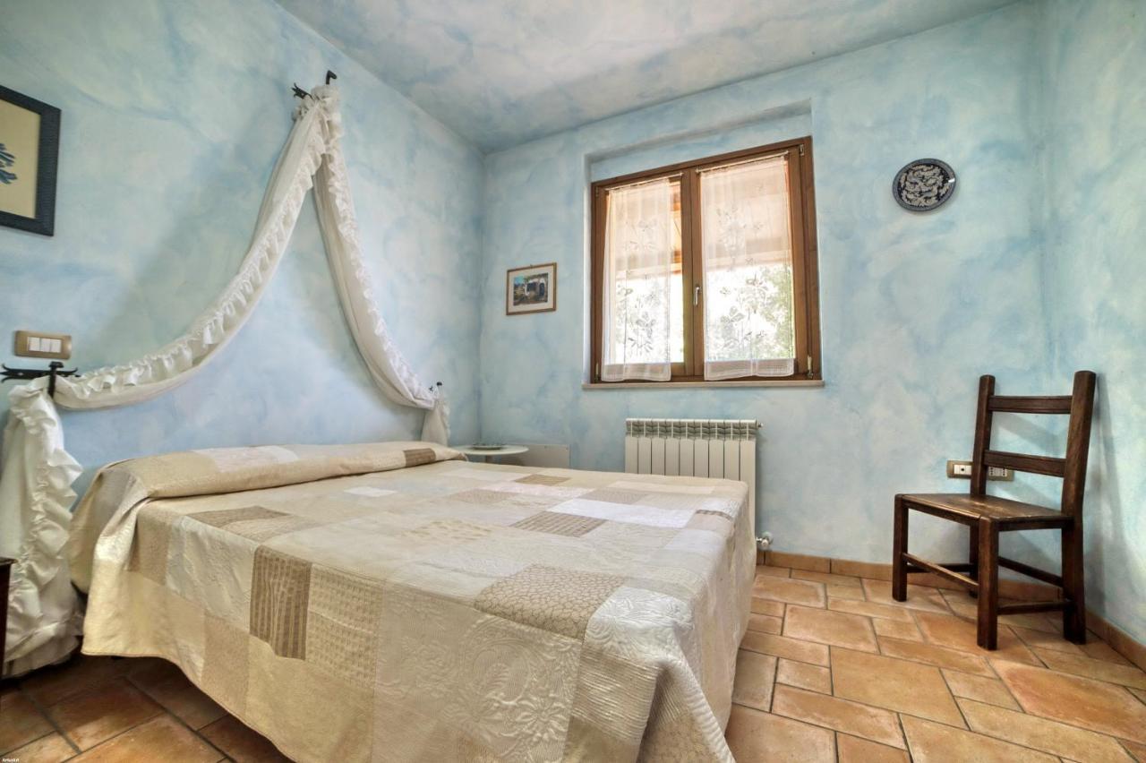 La Rupe Del Falco Monteciccardo Buitenkant foto